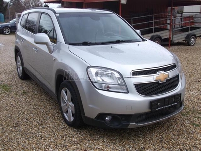 CHEVROLET ORLANDO 2.0 D LTZ 2-Gyári kulcs.Szervizkönyv.8- kerék.Klíma.El-ablakok.KP-zár.Tempomat.Vonóhorog