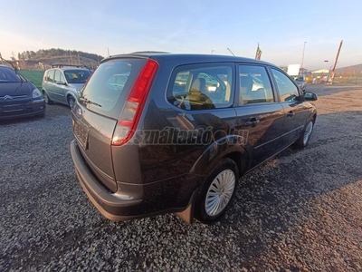 FORD FOCUS 1.4 Trend