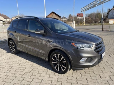 FORD KUGA 2.0 TDCi ST-Line Tempomat-Navi-Ülésfűtés-Szélvédőfűtés-Vonóhorog-Sávtartó-El.Csomagtér