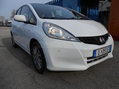 HONDA JAZZ 1.2 Trend 102.000KM-REL SZEVIZKÖNYVES