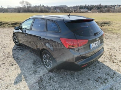 KIA CEE'D 1.6 GDI LX EXLUSIVE