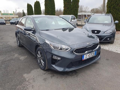 KIA CEE'D Ceed 1.4 MPI Silver