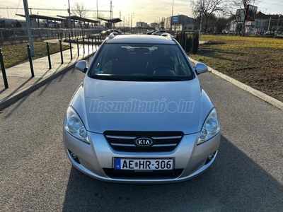 KIA CEE'D SW 1.6 CRDi EX Első tulajdonostól végig vezetett szervizkönyves 198.000km