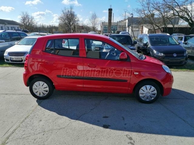 KIA PICANTO 1.0 LX Young