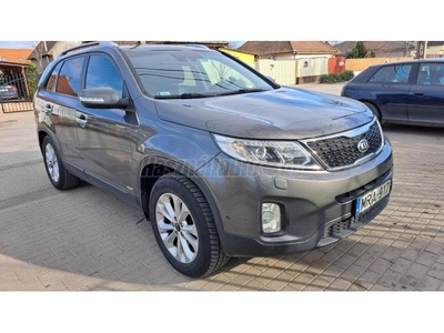 KIA SORENTO 2.2 CRDi EX Prémium 4WD (7 személyes )