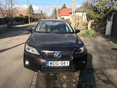 LEXUS CT 200h Executive Leather&Navigation (Automata)