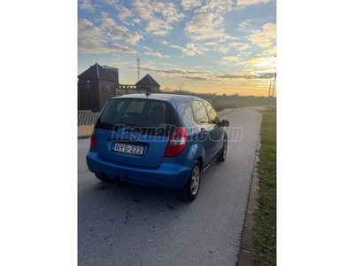 MERCEDES-BENZ A 150 Avantgarde Autotronic