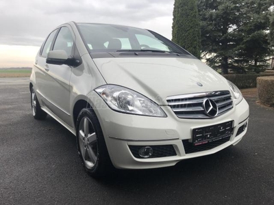 MERCEDES-BENZ A 160 BlueEFFICIENCY Elegance EURO5