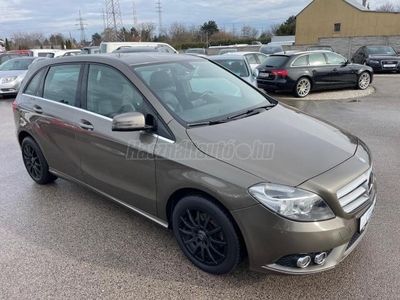 MERCEDES-BENZ B 180 BlueEFFICIENCY 98.000KM.NAVI.PDC.ÜLÉSFŰTÉS.BŐR.MULTIKORMÁNY.ALU