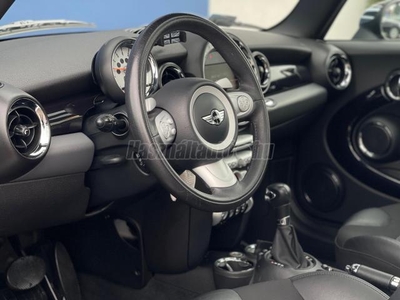 MINI MINI COOPER 1.6 (Automata) / Keveset futott!/ 79eKm!/ Panorámatető!/ NAVI/ Digit. klíma/ Tempomat!