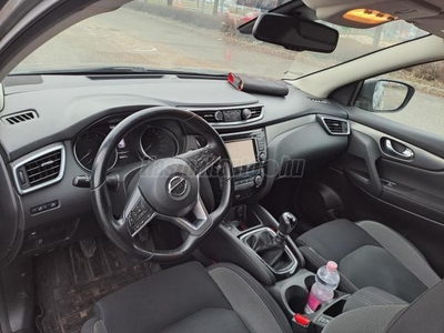 NISSAN QASHQAI 1.6 DIG-T Tekna