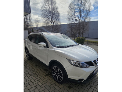 NISSAN QASHQAI 1.6 DIG-T Tekna