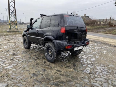 NISSAN TERRANO II 2.7 TDI SR