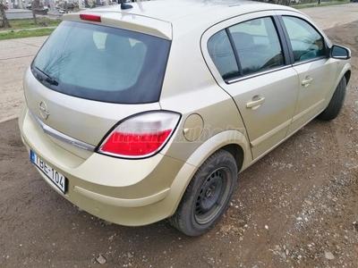 OPEL ASTRA H 1.6 Enjoy