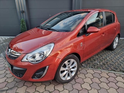 OPEL CORSA D 1.4 Cosmo EGYEDIEN SZÉP NARANCS METÁL. FÉLBŐR BELSŐ. KITŰNŐ