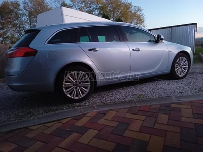 OPEL INSIGNIA 2.0 CDTI Cosmo (Automata)