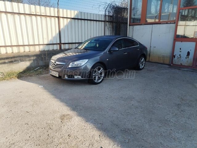 OPEL INSIGNIA 2.0 CDTI Cosmo