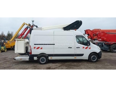 RENAULT MASTER Klubb K26 - 11.8m