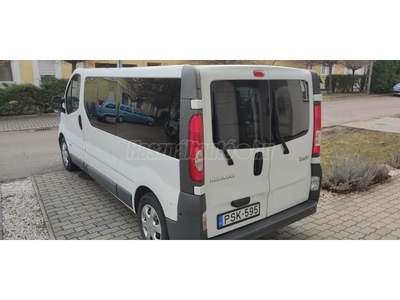 RENAULT TRAFIC 2.0 dCi L2H1P2 Passenger