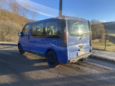 RENAULT TRAFIC 2.0 L1H1 Passenger