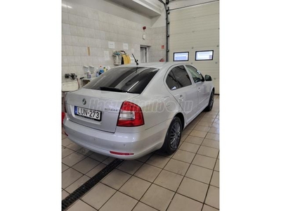 SKODA OCTAVIA 1.6 Ambiente