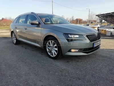 SKODA SUPERB Combi 2.0 TDi SCR Style DSG