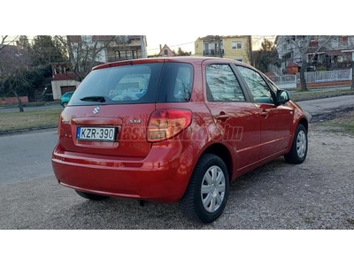 SUZUKI SX4 1.5 GLX AC Tour