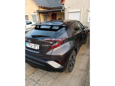 TOYOTA C-HR 1.8 Hybrid Executive LED e-CVT