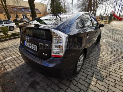 TOYOTA PRIUS 1.8 HSD Premium (Automata)