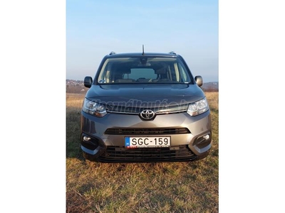 TOYOTA PROACE City Verso 1.2T Family L2H1 [7 személy]