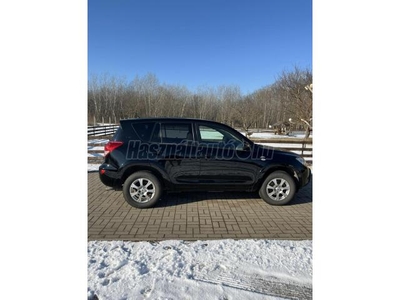 TOYOTA RAV 4 Rav4 2.2 D-4D X