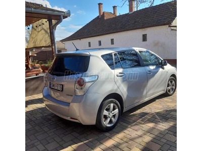 TOYOTA VERSO 1.8 Style Navi CVT