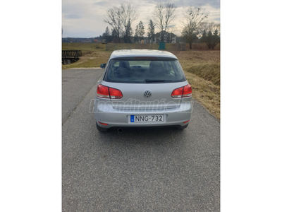 VOLKSWAGEN GOLF VI 1.6 TDi Comfortline DSG