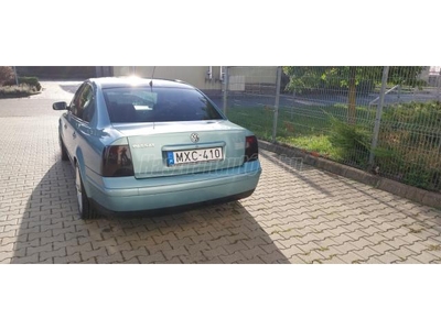 VOLKSWAGEN PASSAT V 1.6