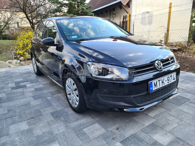 VOLKSWAGEN POLO 1.4