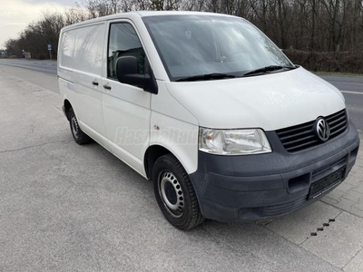 VOLKSWAGEN TRANSPORTER T5 1.9 TDI Basic