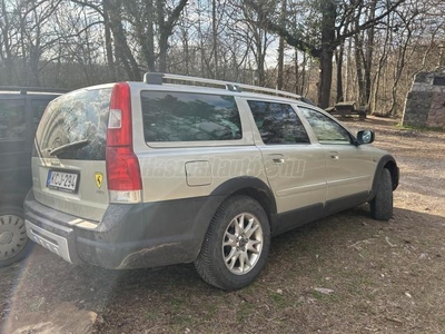 VOLVO XC70 2.4 D [D5] AWD Kinetic Geartronic