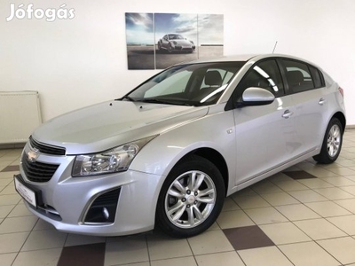 Chevrolet Cruze 1.7d LT Plus Navi!Tempomat!Tola...