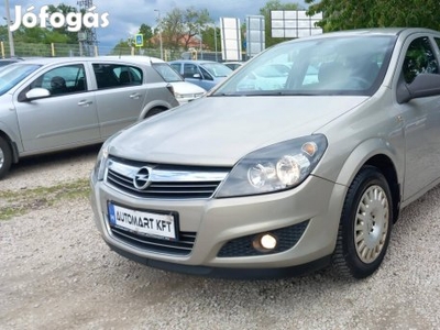 Opel Astra H 1.6 Classic III 115Le . Keveset fu...