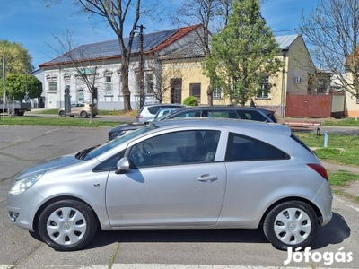 Opel Corsa 1.2 Enjoy