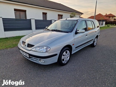 Renault Megane 1.4 megbízható és rozsdamentes állapotban eladó!