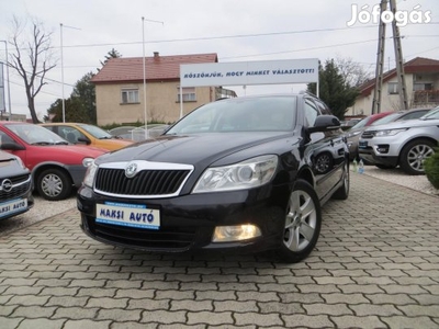 Skoda Octavia 1.6 CR TDI Elegance Gyöngyházfeke...