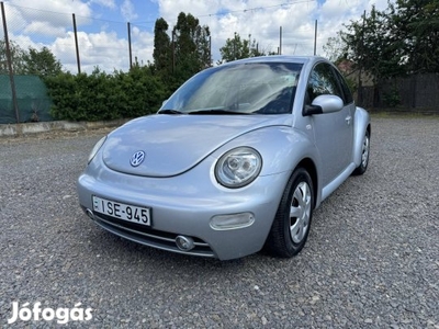 Volkswagen Beetle 1.6 SR