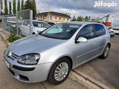 Volkswagen Golf V 1.6 Comfortline