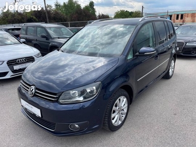 Volkswagen Touran 2.0 CR TDI Highline DSG Kamer...