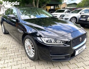 Jaguar XE 2.0 l4D Pure (Automata) Jaguár Land R...