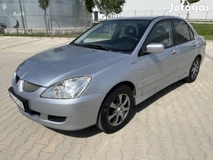 Mitsubishi Lancer 1.6 Invite