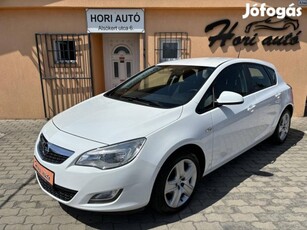 Opel Astra J 1.4 Edition 144.000 KM! Szervizkön...