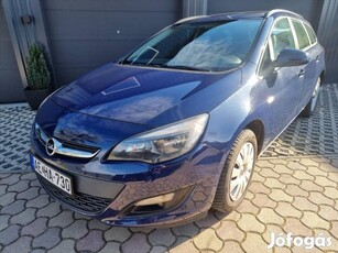 Opel Astra J Sports Tourer 1.7 CDTI Enjoy Első...