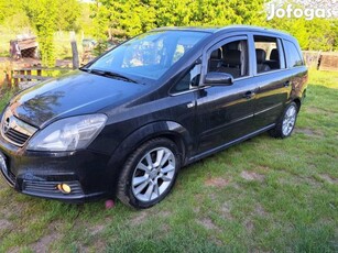 Opel Zafira B 1.9 DTI Essentia (Automata) Magas...